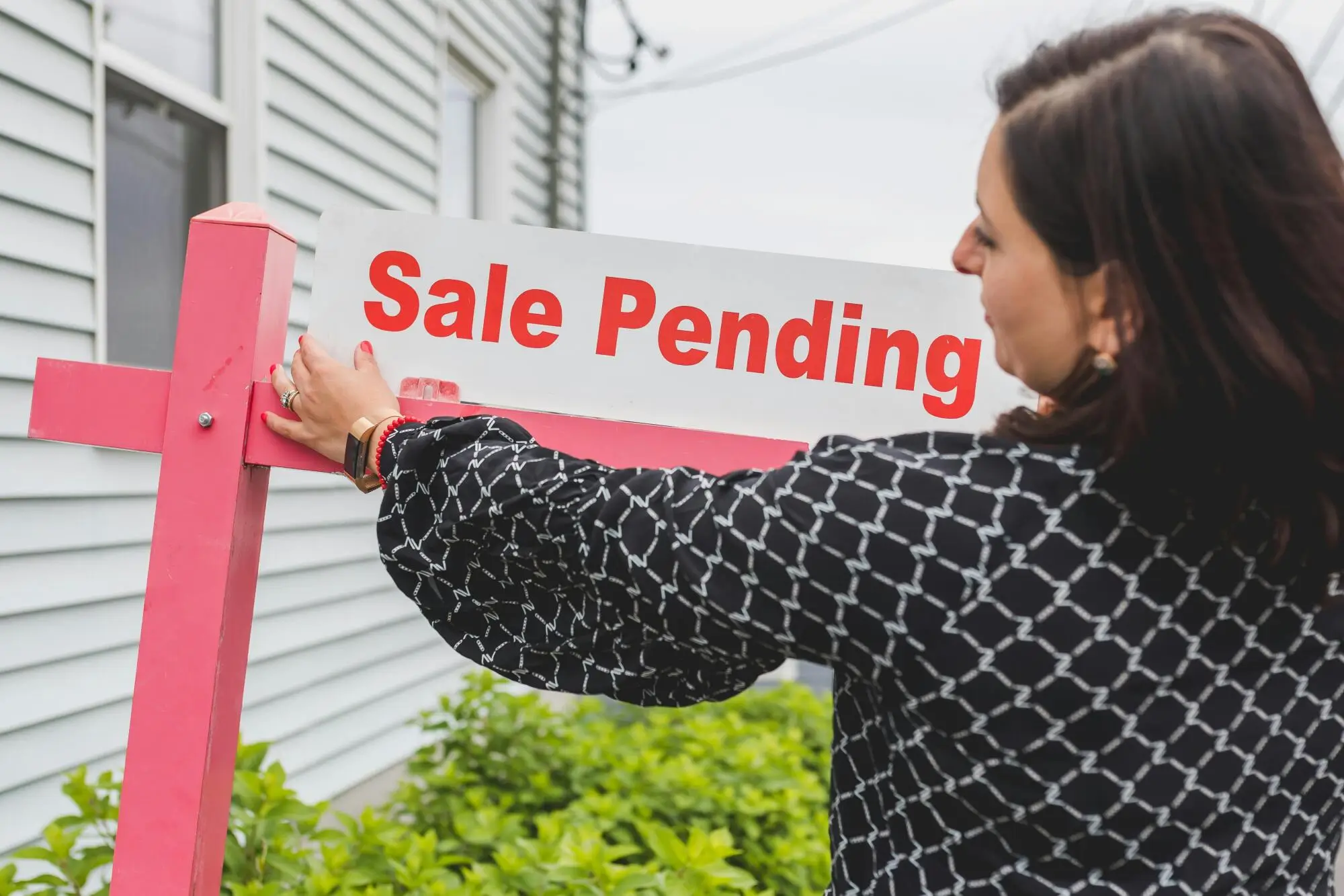 Selling Your Property? How to Create Irresistible Real Estate Listings